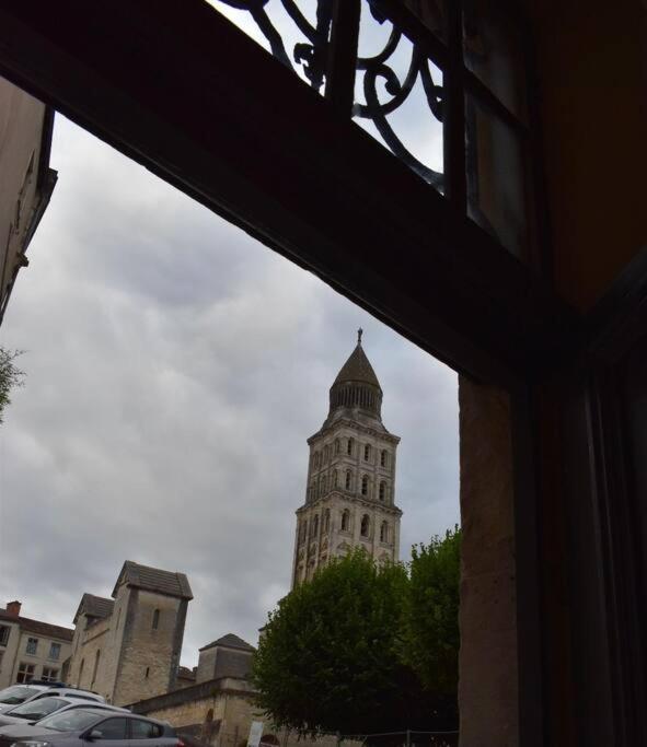 T2 Parfaitement Situe Au Pied De La Cathedrale Lejlighed Périgueux Eksteriør billede